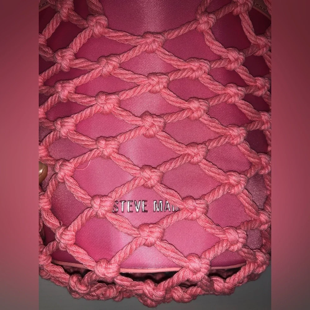Steve Madden Bucket Tote - Picture 4 of 11